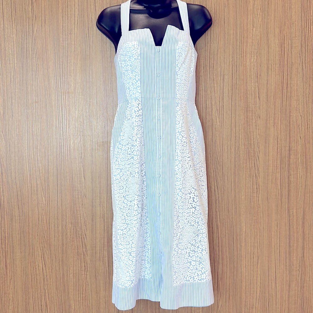 BCBG MAXAZRIA  size 06 Blue and white